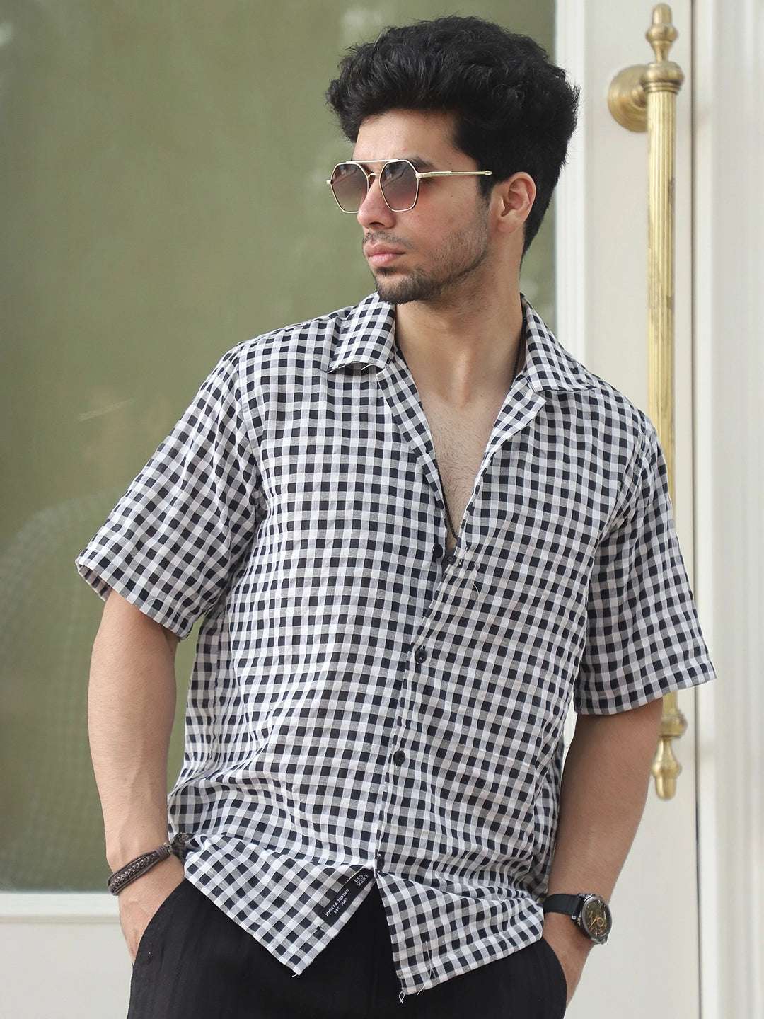 Silvan Stitch Black Half Sleeve Shirt