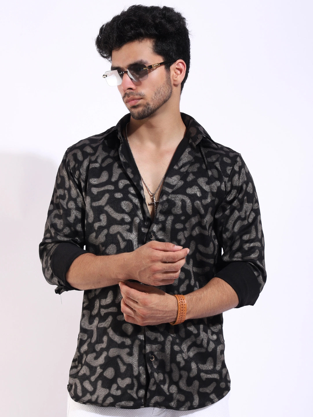 Wilderness Silver Black Animal Printed Shirt