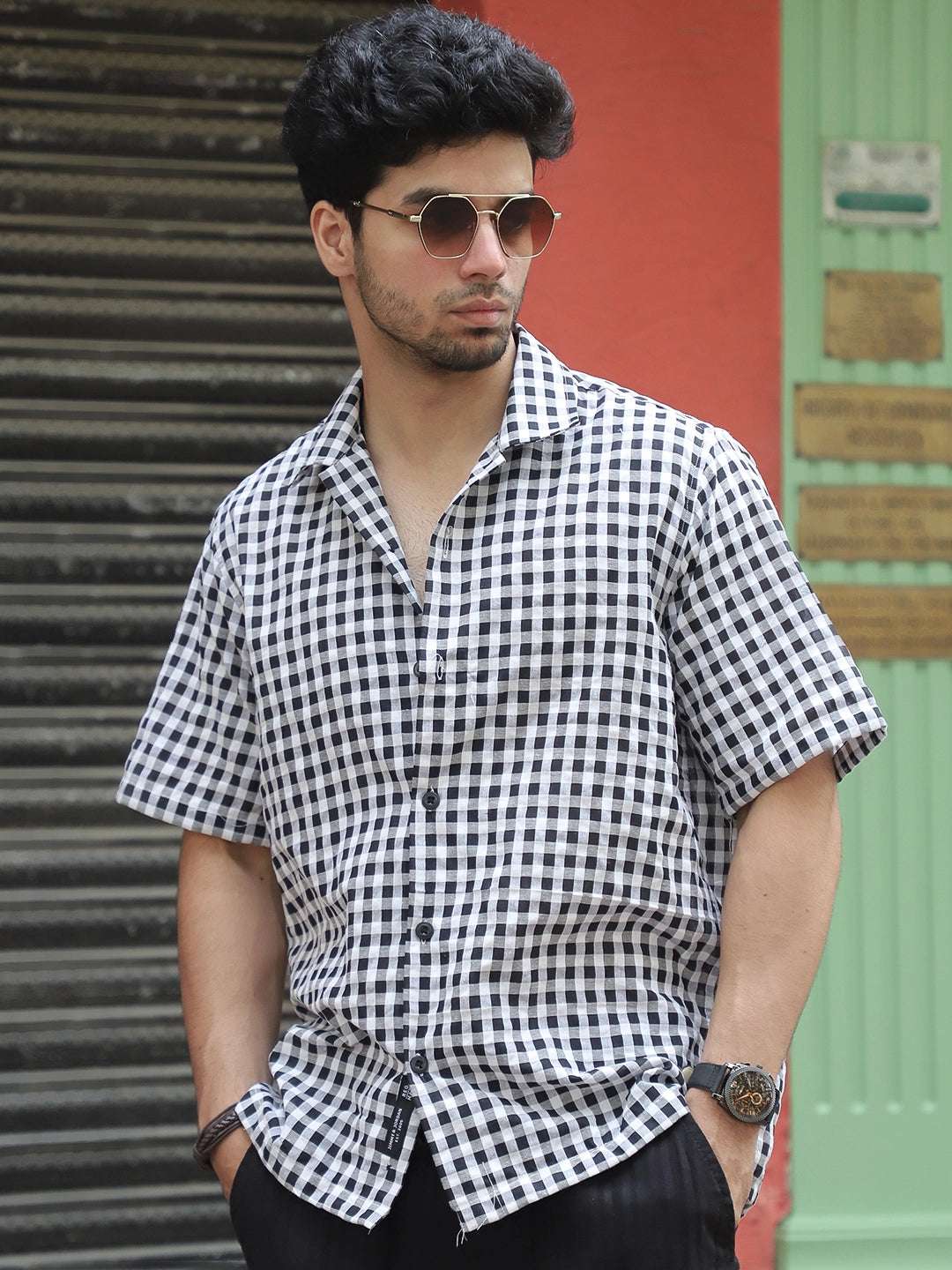 Silvan Stitch Black Half Sleeve Shirt