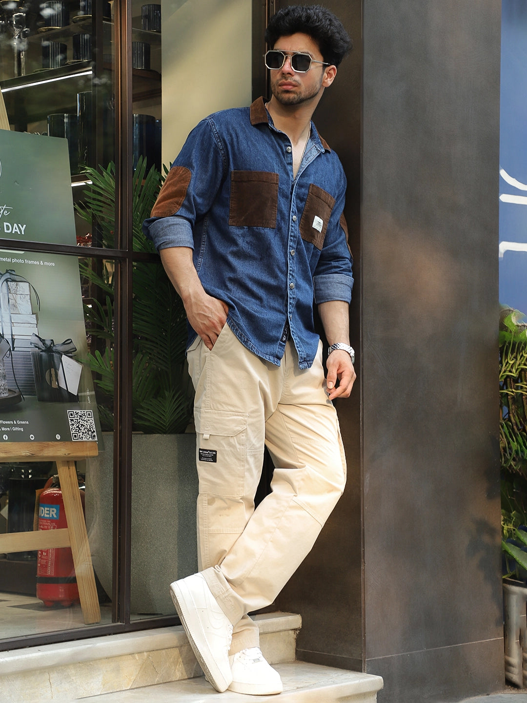 Bull Wears Cream Cotton Cargo