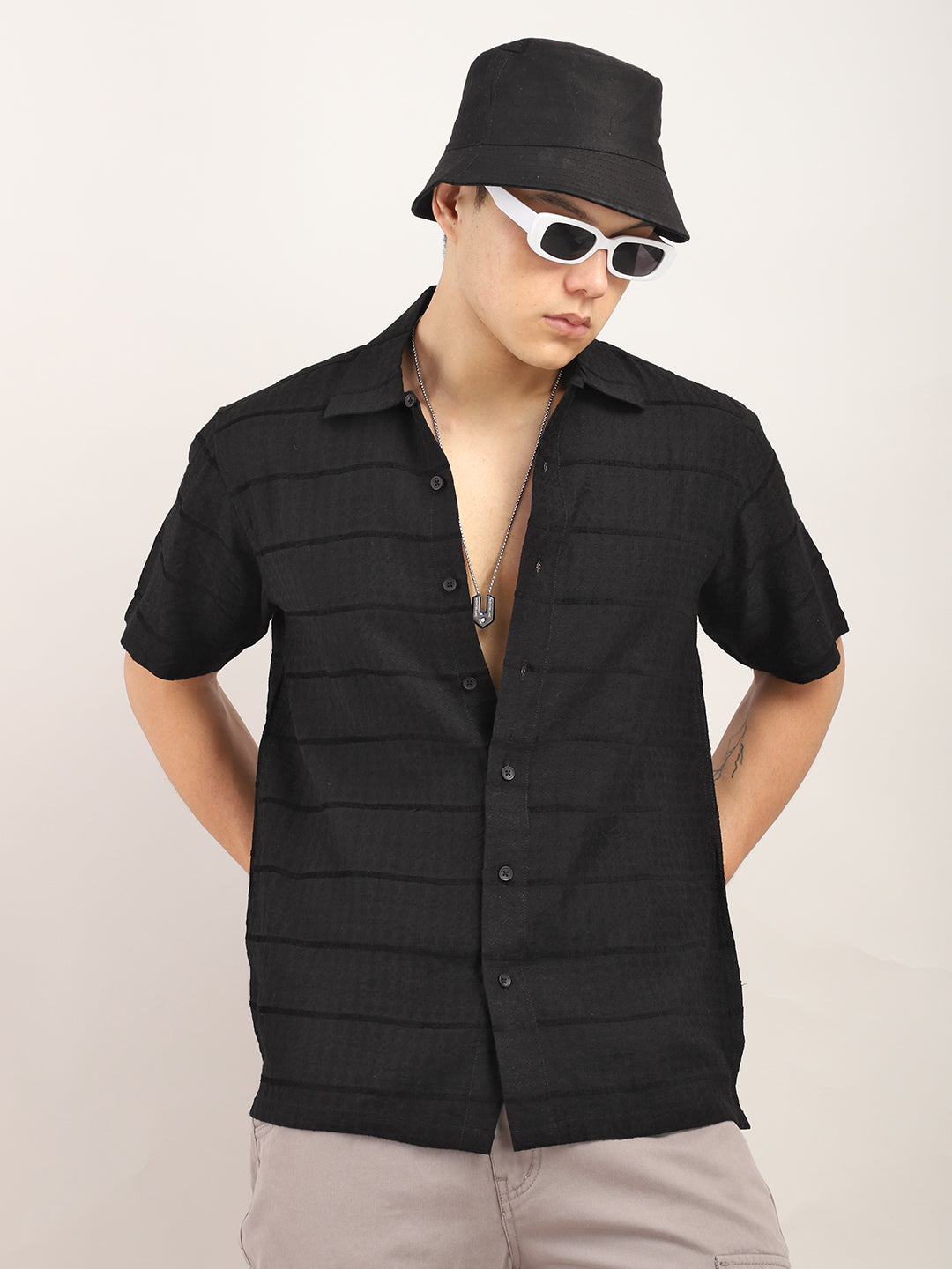 Shirtolo Black Plain Half Sleeve Shirt