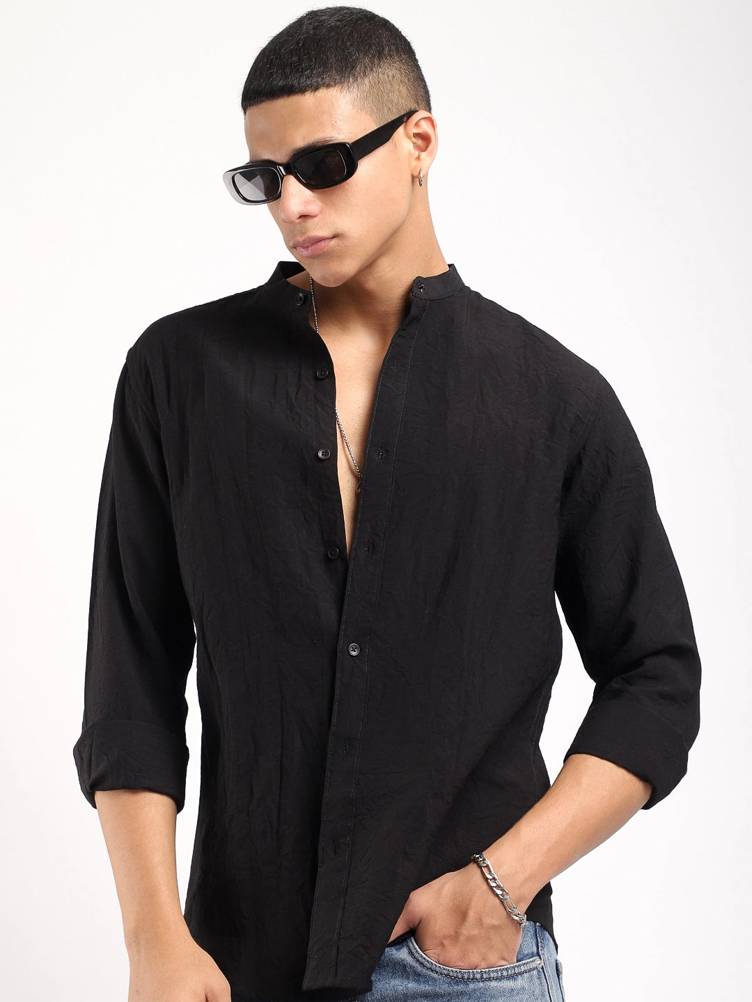 Black Shirt Men