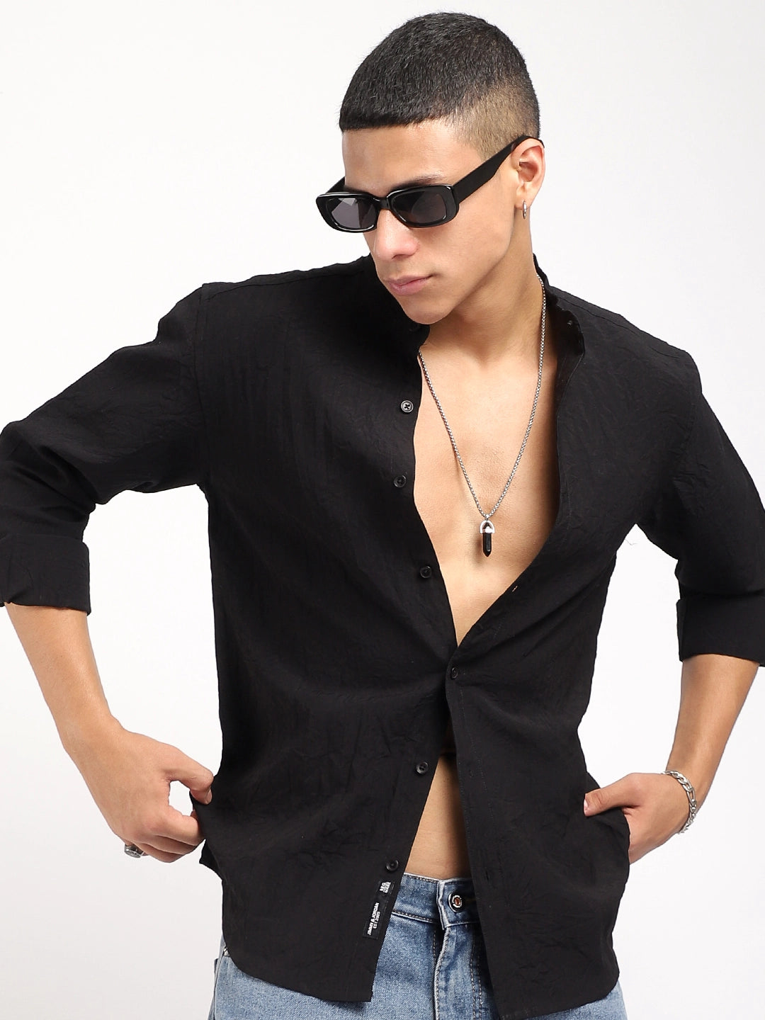 Black Shirt Men