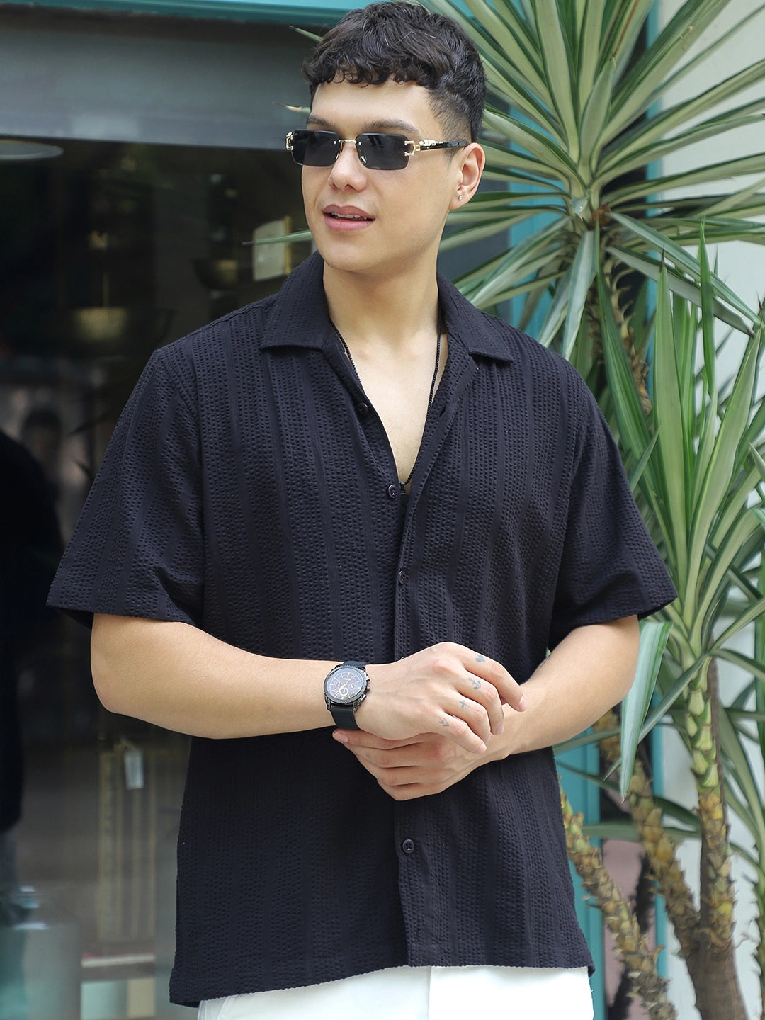 Solven Textured Black Half Sleeve Shirt