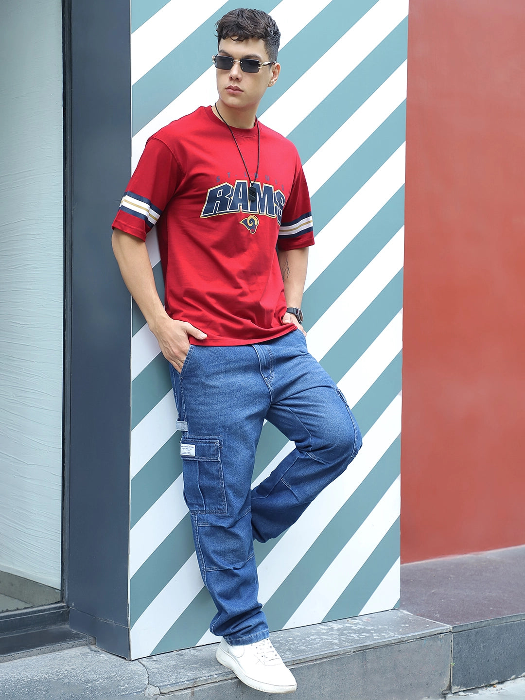 Drama  Magnet  Red  Oversized Tee
