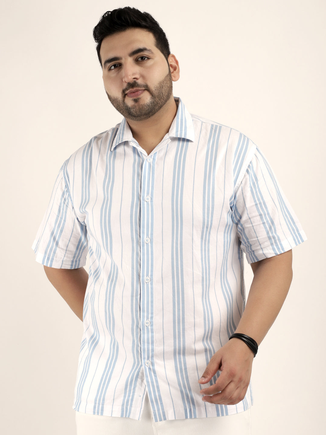 Venis White Strips half sleeve Shirt